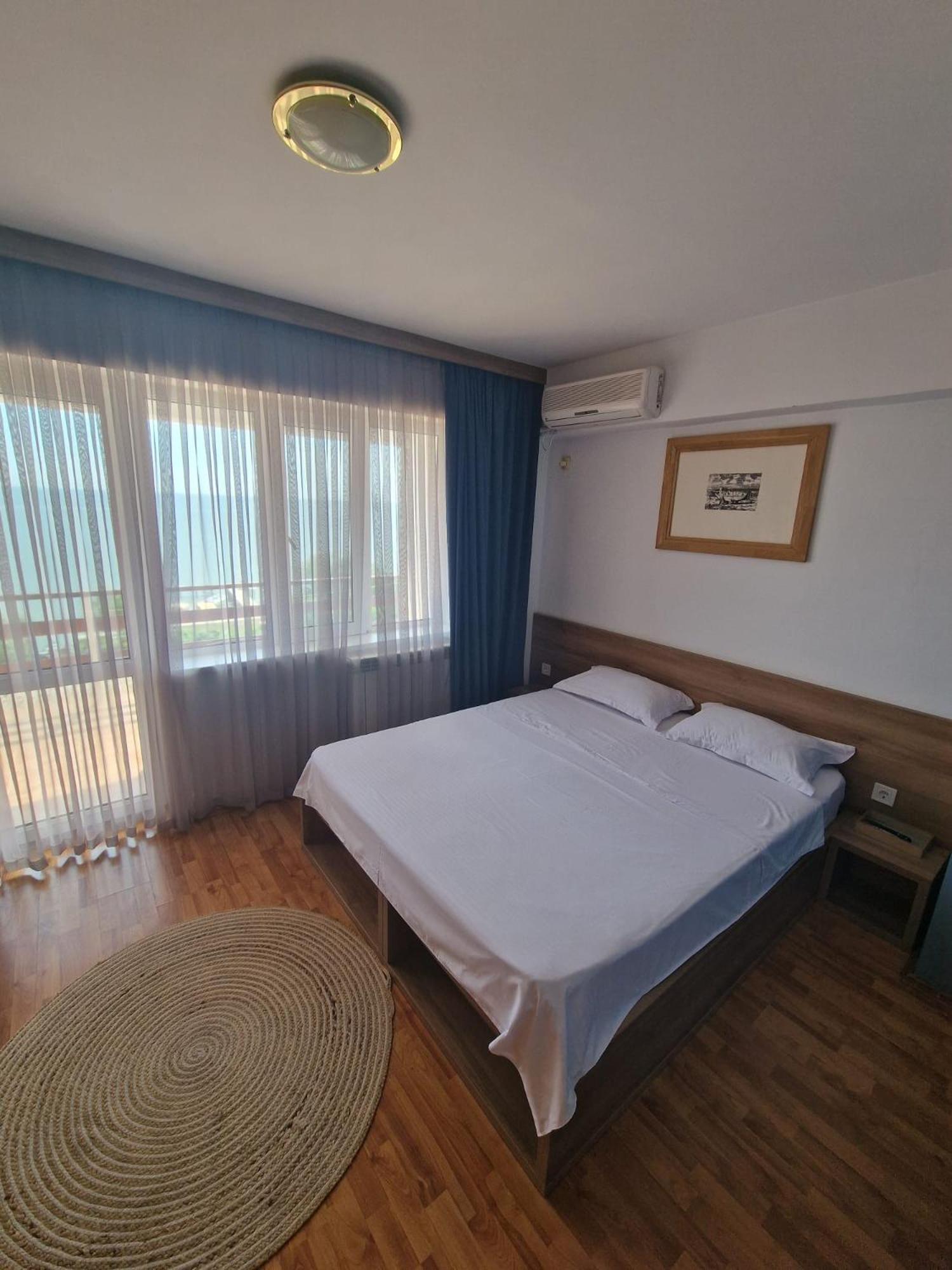 Poarta Apelor Otel Sarichioi Dış mekan fotoğraf