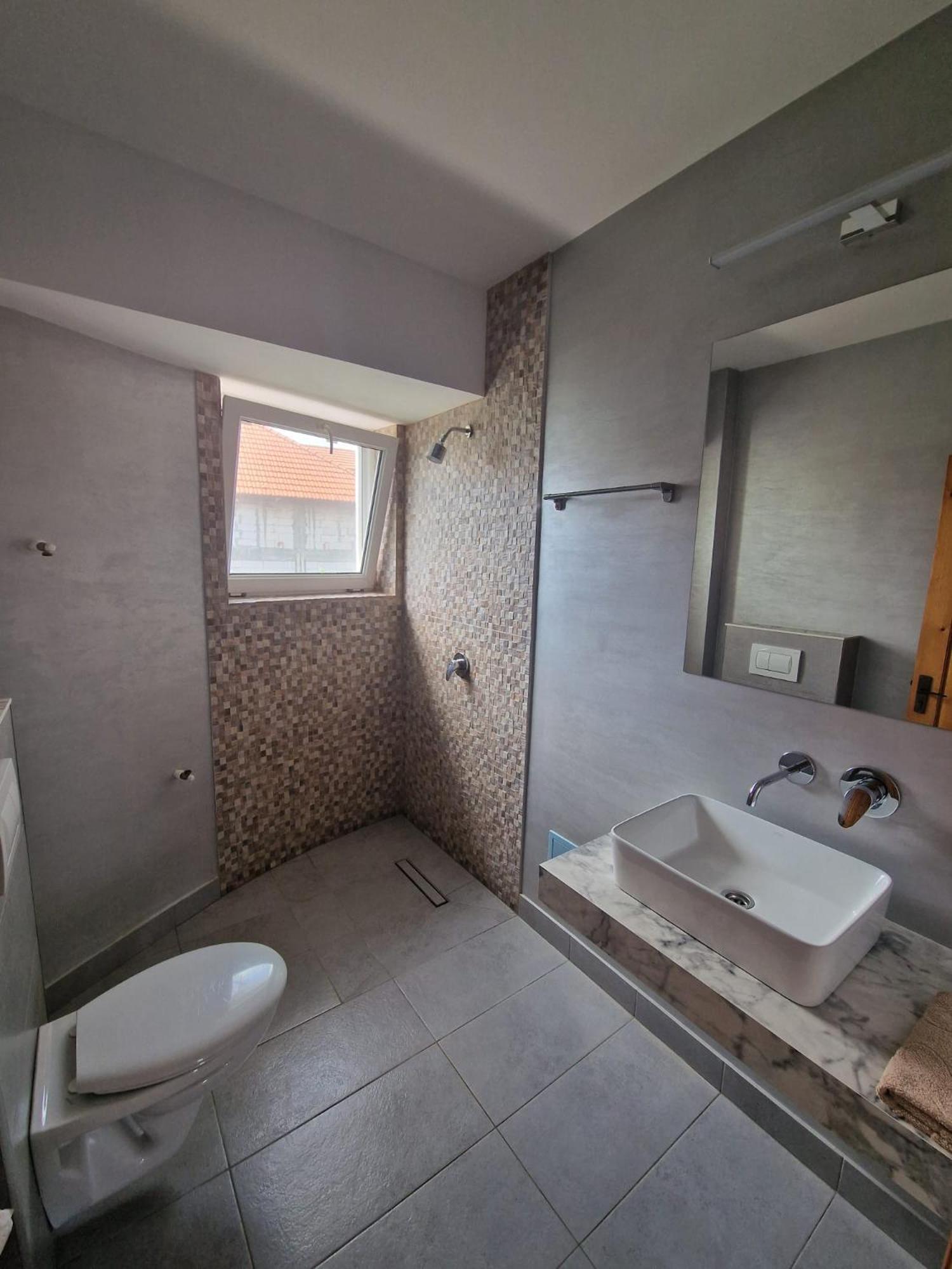 Poarta Apelor Otel Sarichioi Dış mekan fotoğraf